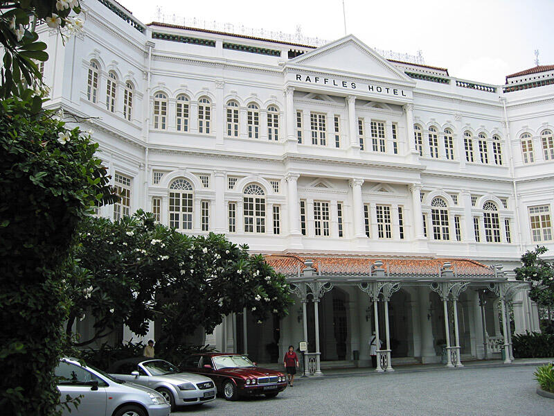 Singapore's Raffles Hotel, the flagship of FRHI Hotels & Resorts. (Wikipedia)