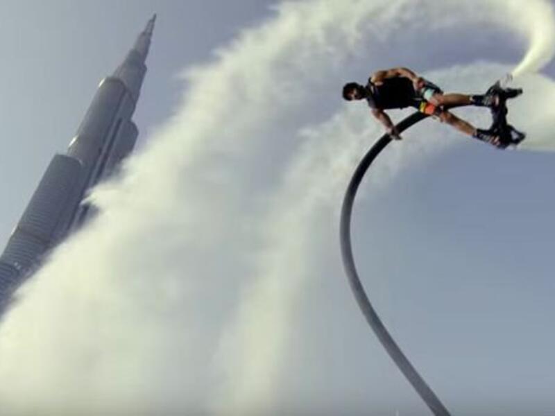 Flyboard/ hydro flying
Hydra flying is particularly famous in Dubai because it is only one of the few places where you can find yourself a flyboard and the right kind of trainers to train you to do it (Twitter)