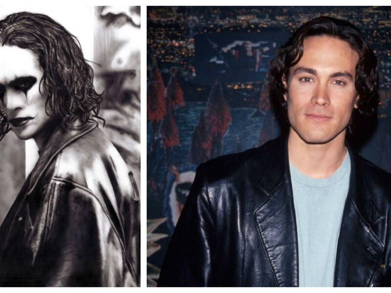 الأمريكي براندون لي: قتل في 1993، أثناء تصويره مشهد قتله في فيلم the crow حين كان يمشي من مدخل الباب عندما ليطلق عليه المممثل مايكل ماسي النار من مسافة 15 قدمًا في بطنه عن طريق الخطأ.