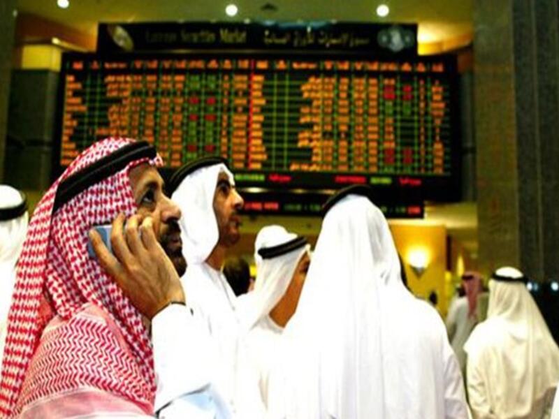 The $17.5B bond issue kicks off the efforts by the Kingdom to plug its large budget deficit of $87 billion this year due to a hole left by oil prices, which have fallen more than a half from the peak seen in 2013. (File photo)