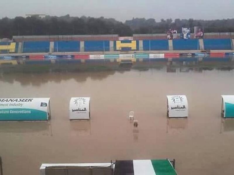 وكانت صورة غرق استاد عمان الدولي من أكثر الصور تداولاً ومن أحد التعليقات عليها: "المنظر والصوره الي بتبكي ستاد عمان الي صار بركه  وين ال 10 مليون اصلاحات وتسكير سنه ونص"