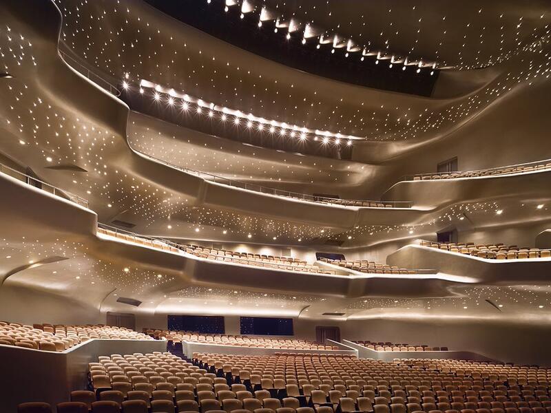 Guangzhou Opera House
The world's most spectacular opera house is in China (Twitter)
