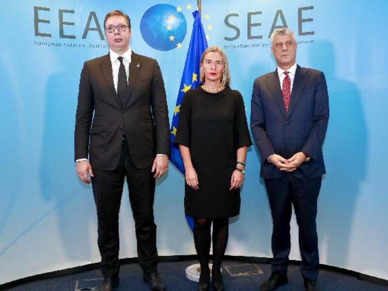 Aleksandar Vucic's remarks followed his meeting with EU foreign policy chief Federica Mogherini together with Kosovo President Hashim Thaci in Brussels (Twitter)