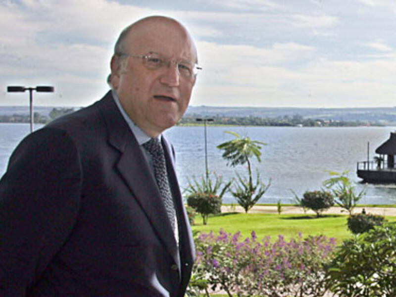 Najib Mikati, Networht $2.7B, is the cofounder, with his billionaire brother Taha, of Beirut-based investment firm M1 Group. Its investments include stakes in South African telecom firm MTN, fashion retailer Pepe Jeans, and real estate in New York, London and Monaco. (AFP/ File Photo)