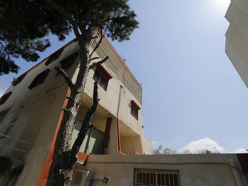 The women were held in the Chez Maurice Hotel in the coastal town of Jounieh, north of Beirut. It was one of two hotels the Maameltein "red light" district used by sex traffickers as brothels. They had been raped and beaten, while some showed signs of "mutilation", according to a statement from the Internal Security Forces (ISF).

