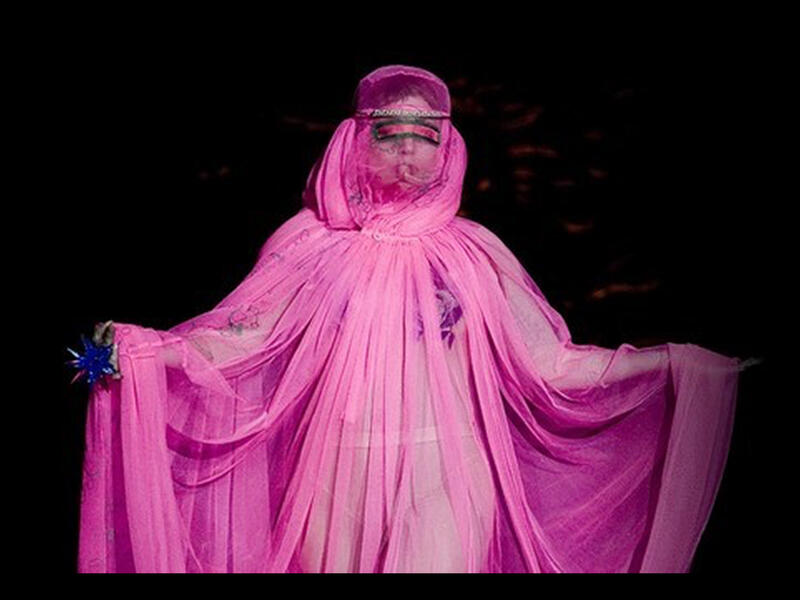 Lady GaGa arabic dress 