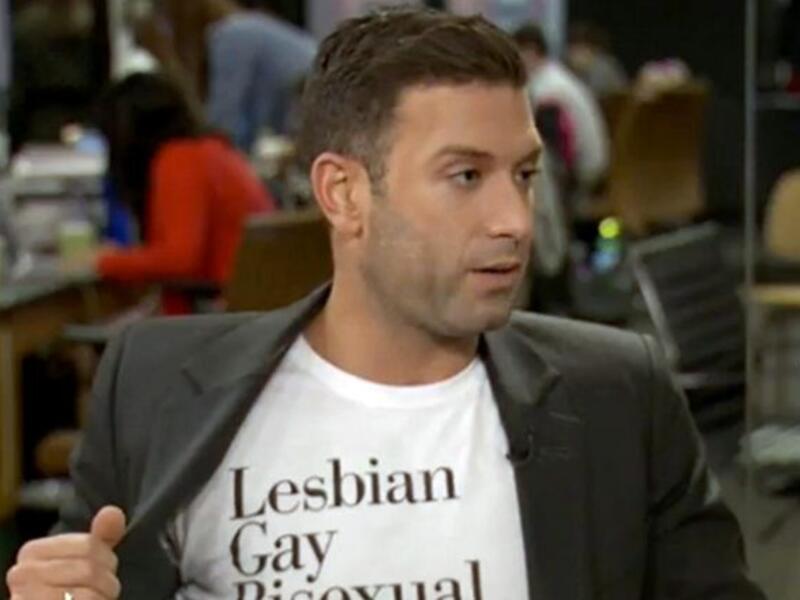 "عمر جونيور" حفيد الفنان عمر الشريف الذي اعترف بمثليته قائلاً "اعترف انني نصف مصري ونصف يهودي وانا مثلي جنسياً" ويطمح عمر جونيور للسفر الى مصر للدفاع عن حقوق المثلين، وتسائل عمر جونيور في العديد من اللقاءات: "هل مرحب بي في مصر"؟