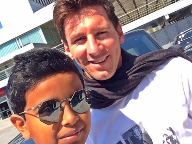 Messi seems happier than Money Kicks there. (Instagram / rsbelhasa)