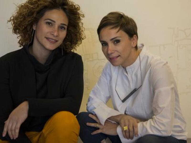 Nisreen and Nermeen Abudail (Twitter)