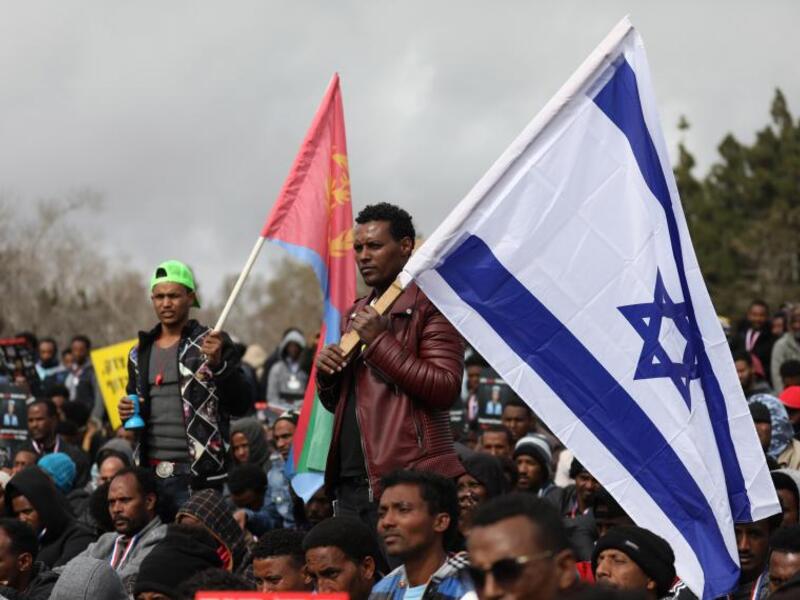 Israel said that it aims to release 207 asylum seekers from Africa in order to complete deportation plan. (AFP/ File Photo)
