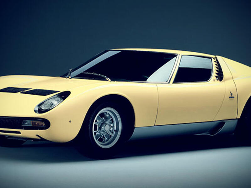 3- لامبورغيني ميورا (1966-1972) Lamborghini Miura