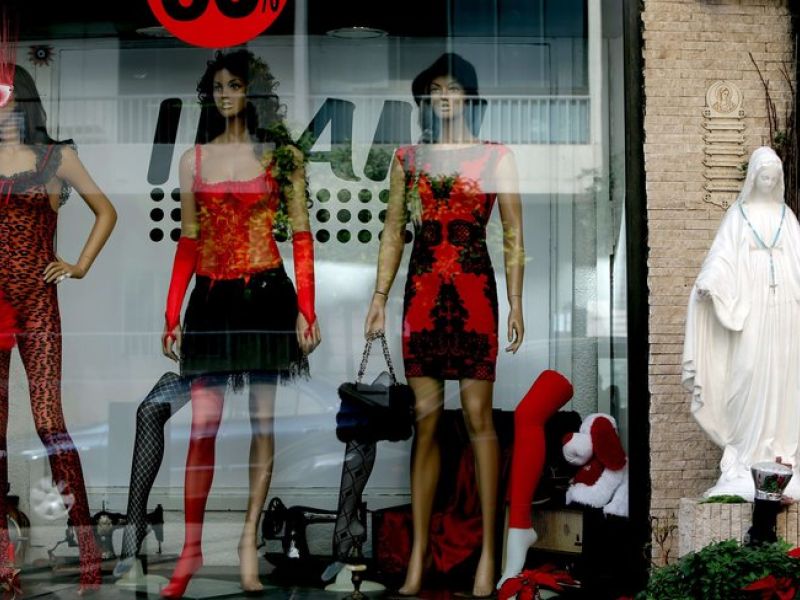 A lingerie shop in Beirut clashes with its Christian neighborhood ahead of Valentine's Day, 2014.  (AFP/Joseph Eid)