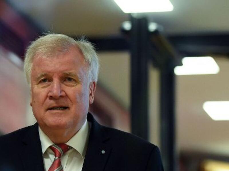 Horst Seehofer joked about the coincidence of deporting 69 migrants to Afghanistan on his 69 birthday.
(Twitter)