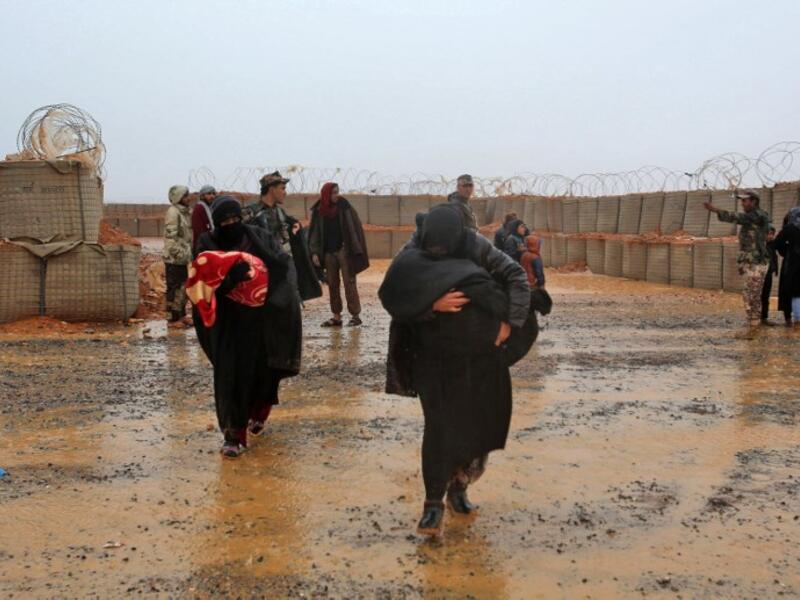 Syrian refugee patients from the makeshift Rukban camp, which lies in no-man's-land off the border between Syria and Jordan. (KHALIL MAZRAAWI / AFP)