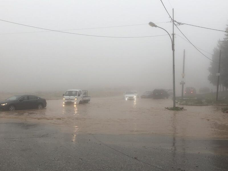 Floods in Jordan caused closure in a lot of the roads. (Twitter)