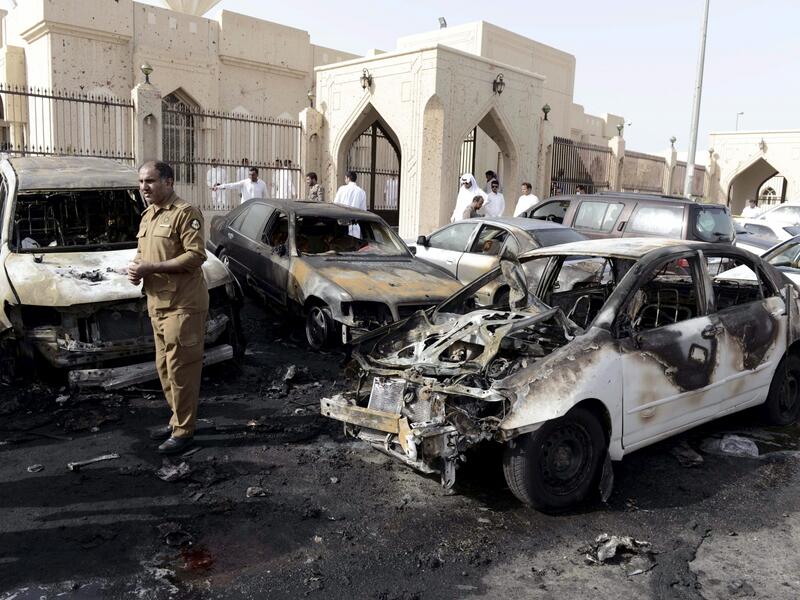 A Daesh affiliate in Saudi Arabia claimed on Sunday that its militants detonated two explosive devices in front of a police station in the city of al-Dalam, setting fire to three police vehicles. (AFP/File)