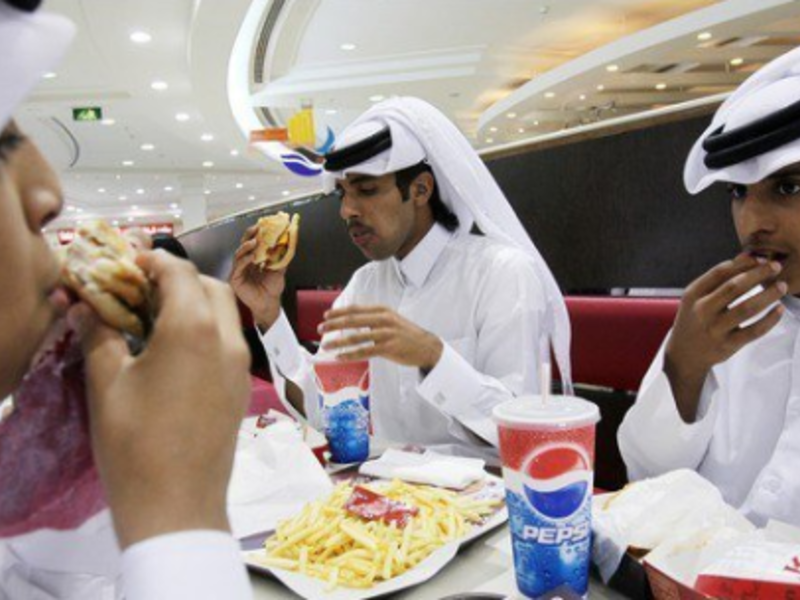 قطر: نصف سكان قطر يعانون من ارتفاع معدل السمنة كما أن 83% من الرجال في لا يمارسون أي نشاط رياضي