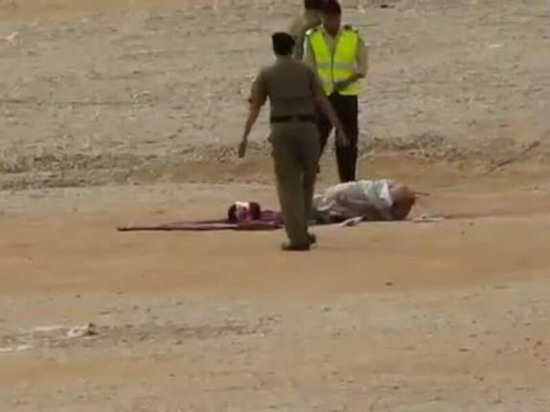 Beheaded convict put on public display in Saudi Arabia. [liveleak]
