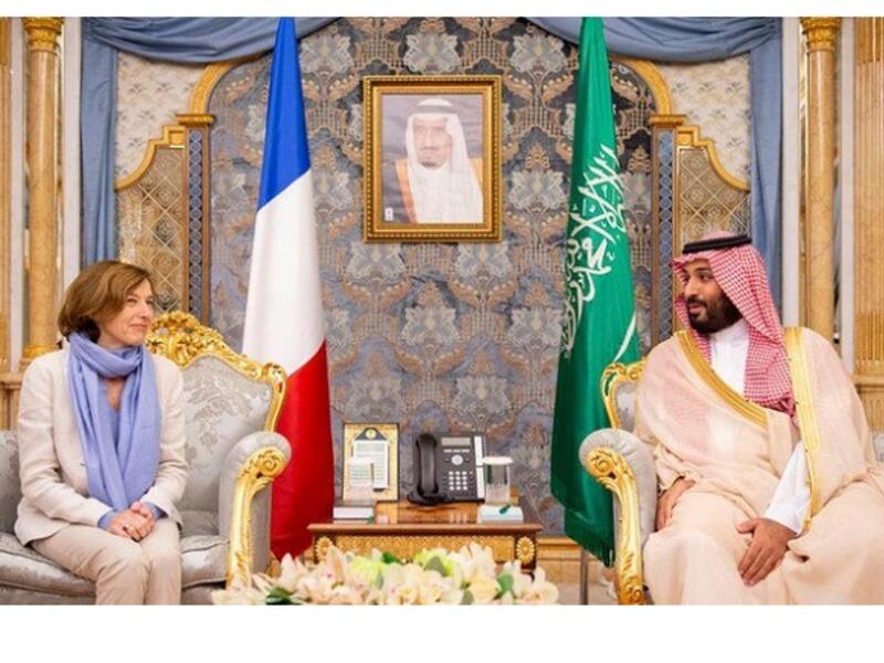 French Minister of the Armed Forces Florence Barley (L) and Saudi Crown Prince Mohammad bin Salman. (AN)