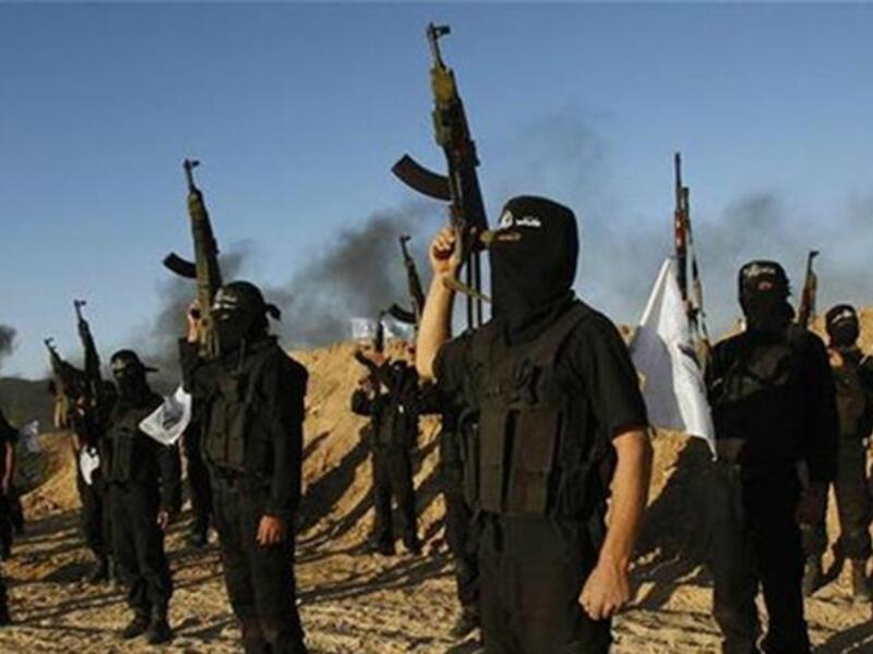Members of the Daesh-affiliated Sinai Province. (AFP/File)