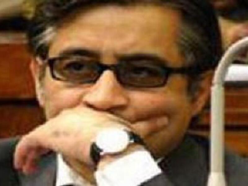 Ahmed Ezz, Secretary of the previous National Democratic Party and the "Emperor of Iron" in Egypt: The investigating sources said that the wealth of Ezz exceeded 80 billion Egyptian pounds.