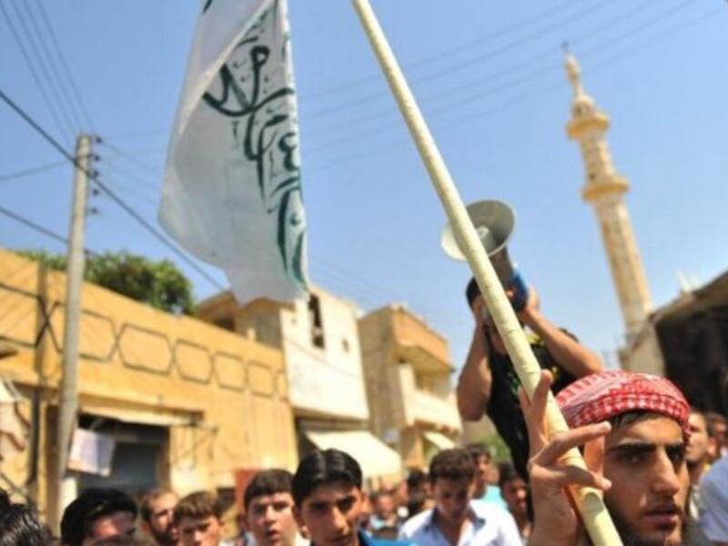 الإسلاميون ينضمون للثورة السورية
