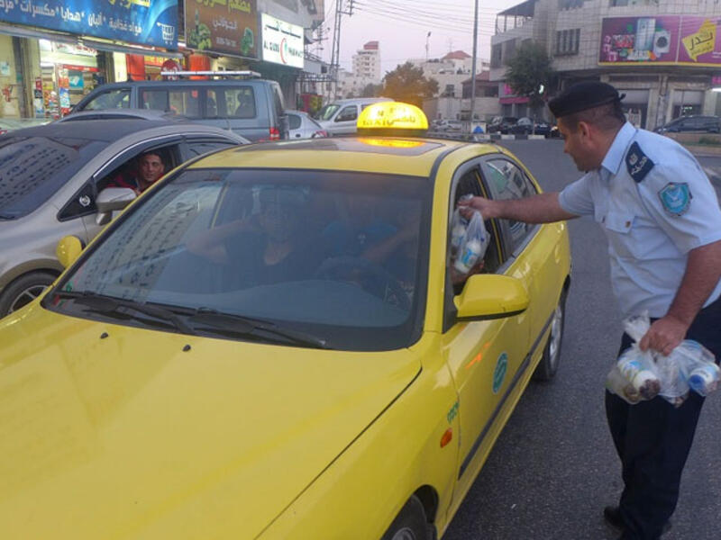 tip taxis Ramadan iftar rush hour