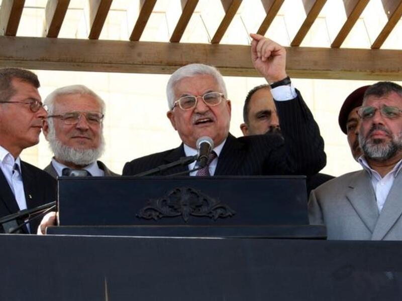 The audacity of hoping: Worse still and most unnerving for Sharon would be his rude awakening to smell the 
Palestine Spring (floundering at the UN's door). The Palestine Awakening headed up by Abbas's plucky UN bid, 
certainly caused a storm at the UN last month, capping its UN aspirations with a UNESCO victory that hit a nerve at Israel-US
HQ.
