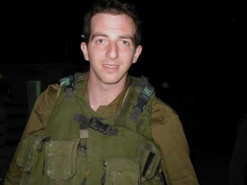 Pretend-Protestor: Ilan Grapel- the Israeli-American detained in June for espionage. He claimed to be Muslim to gain entry
into Egypt from Tel Aviv, spoke sufficient Arabic, and brandished banners in solidarity with the Tahrir die-hards, bandying anti-American slogans
for extra-convincing clout!
