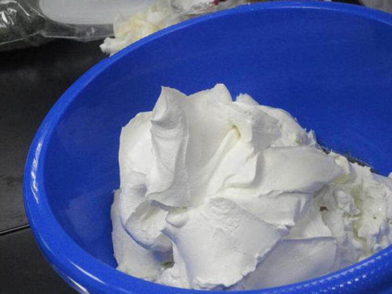 Labneh for sunburn relief