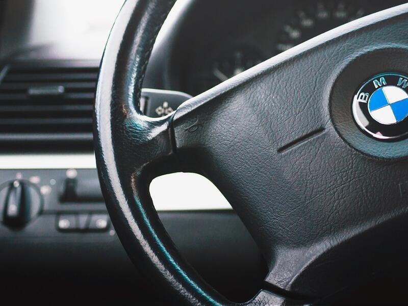 The Iraqis, meanwhile, draw on English to describe their vehicles. The steering wheel is simply the “steerin” and the dashboard becomes the “dashbol.” And in Jordan, a manual car window handle is a “manuwela”. Who knew cars would be such a source of imported words?