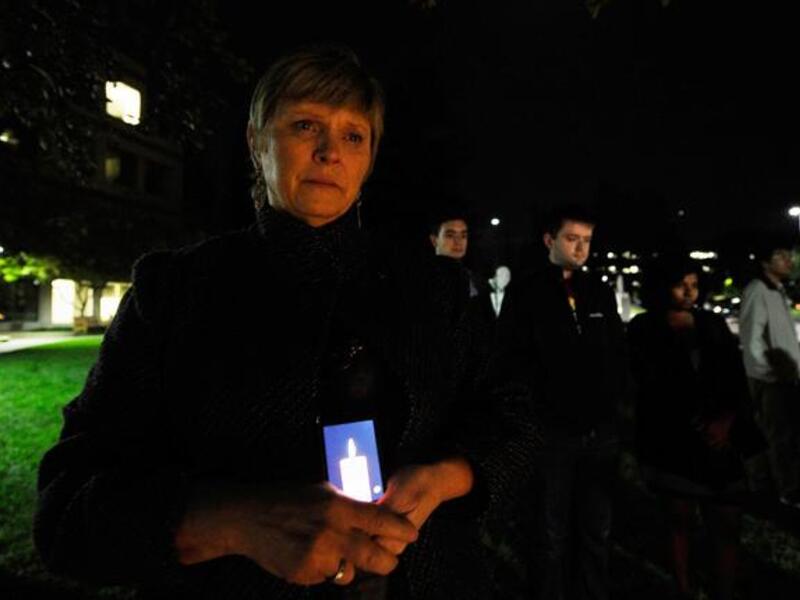 These forlorn scenes of grief were replicated world-wide, particularly in homeland USA, where mourners
flocked to home-town 'Frisco' to pay their respects to a hero of their time who revolutionized the computer age. 
His ill-timed death came on the heels of Apple's launch for iPhone 4S, and not a couple of months after his landmark 
resignation.