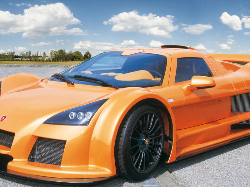 7- غامبيرت أبولو (Gumpert Apollo)