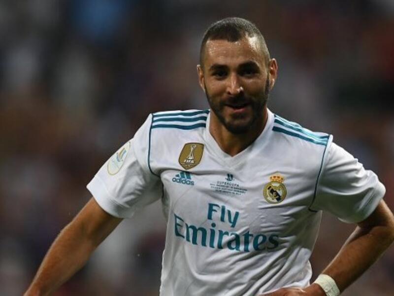 المركز الخامس: المهاجم الفرنسي كريم بنزيمة (ليون وريال مدريد): من عام 2006 وحتى الآن - سجل 53 هدفاً في 100 مباراة.