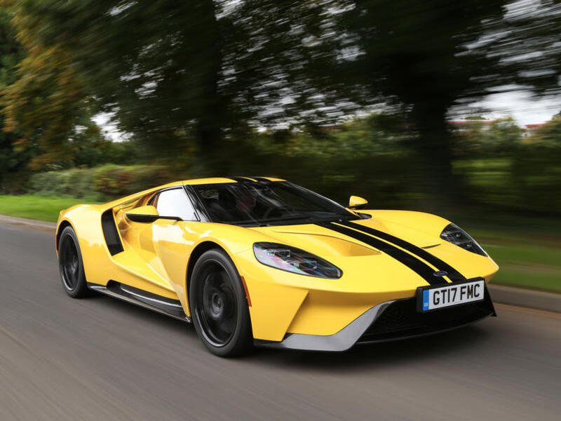 3- فورد جي تي (Ford GT)