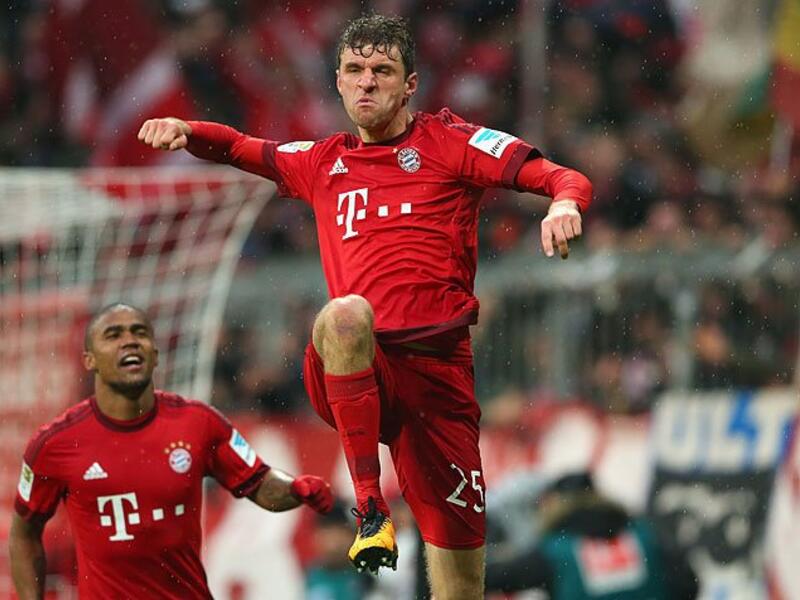 8- المهاجم الألماني توماس مولر (بايرن ميونخ): 23.6 مليون يورو سنوياً (راتب: 16 مليون، مكافآت: 600 ألف، عوائد أخرى: 7 ملايين).