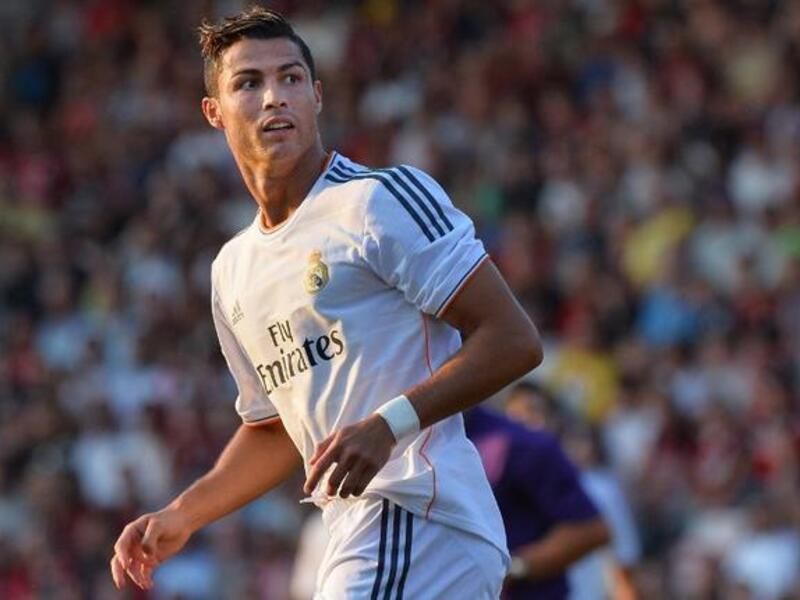 الجناح البرتغالي كريستيانو رونالدو (ريال مدريد) بتقييم 8.7