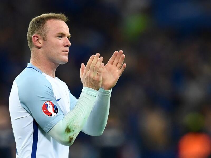 6- لاعب كرة القدم الإنجليزي واين روني: 13.9 مليون متابع