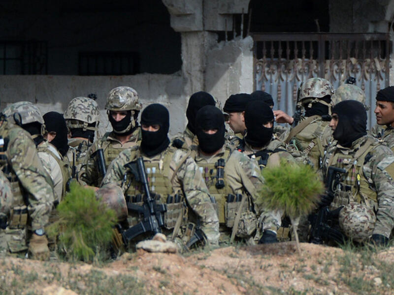 Tunisian soldiers during an operation in 2014. (AFP/File)