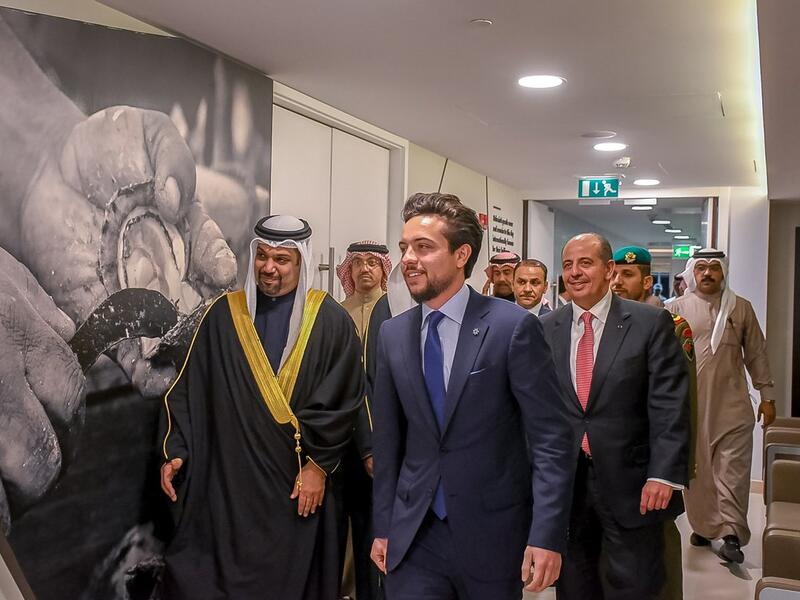 Crown Prince Al Hussein bin Abdullah II visits the Bahrain Institute for Pearls and Gemstones and is briefed on processes of inspecting pearls.
(Twitter/@RHCJO)
