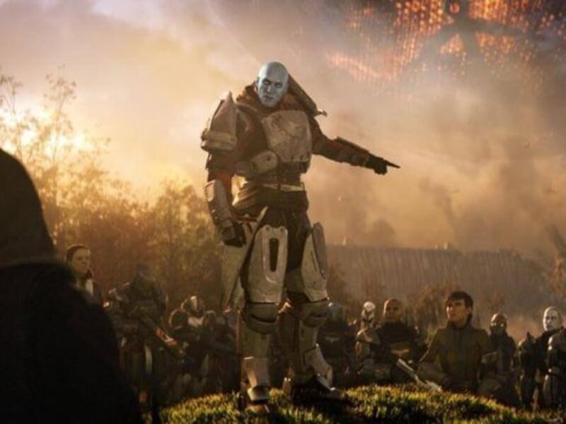 لعبة Destiny 2 : تحكي قصة سقوط المدينة الأخيرة الآمنة للبشرية من قبل الفيلق الأحمر بقيادة زعيمهم غول بعدها سوف يخوض اللاعب مغامرات إلى عوالم غامضة واستخدام ترسانة من الأسلحة الجديدة والقدرات القتالية المخيفة لهزيمة زعيم الشر.
