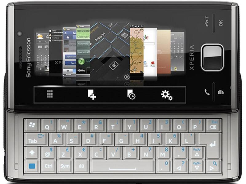 Xperia X2 : 
اعتادت شركة SONY على إطلاق أجهزتها الجديدة ضمن فعاليات المؤتمرات التكنلوجي المتعددة، وفي هذا الإصدار أزالت شعارها من الأمام لإفساح المزيد من المساحة للشاشة مع إطارات جانبية نحيفة أيضًا، لكن فلسفة التصميم بشكل عام تبدو كما هي بدون تغيير كبير.