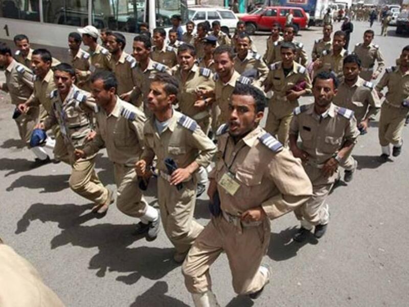 The clashes come just days after unidentified war planes bombed the Aden palace in which President Hadi has been operating from since fleeing house arrest in Sanaa. (AFP/File)