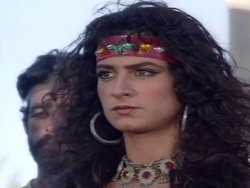 حققت نجاحًا جماهيريًا ساحقًا في مسلسل «العبابيد» عام 1996 في دور "تيما" 