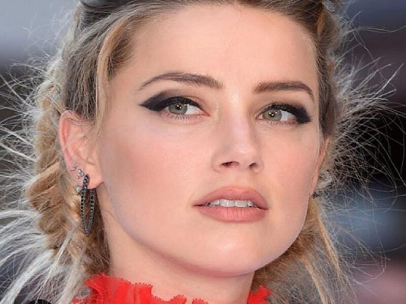 تعد الممثلة الأمريكية آمبر هيرد من أكثر النساء اللاتي جاء اسمها في قوائم الجمال والجاذبية، تزوجت جوني ديب في 2015 فبراير في حفل خاص في منزلهما في لوس أنجلوس. وهي حاصلة على المركز السادس على أجمل النساء في العالم عام 2016.