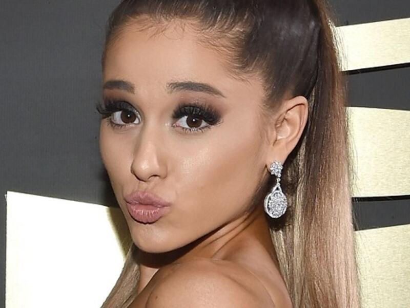 أريانا غراندي، مغنية وكاتبة أغاني وممثلة مسرح أمريكية – إيطالية، عُرفت بتأديتها لدور (كات فالنتاين) في سلسلة المسلسلات الكوميدية والغنائية "المنتصر" التي قدمتها قناة نكلوديون، حصلت على 708,019 لايك و 101 مليون متابع.