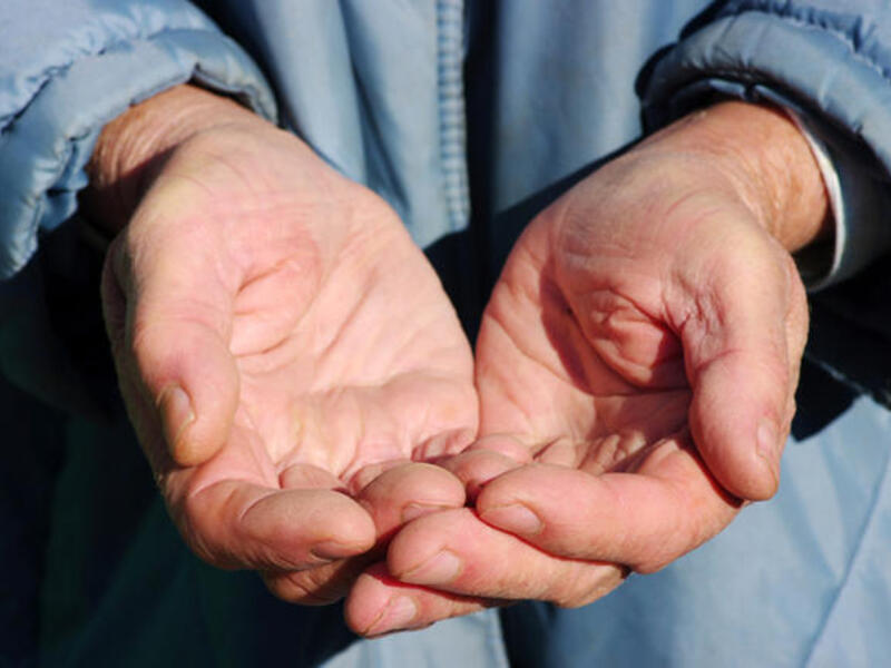 Past research has found that 'average' people in Israel donate far more than wealthy people in Israel. (Shutterstock)