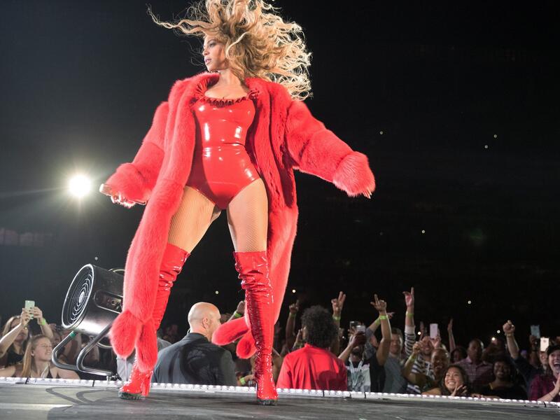 Beyonce performing in Baltimore. (Facebook)