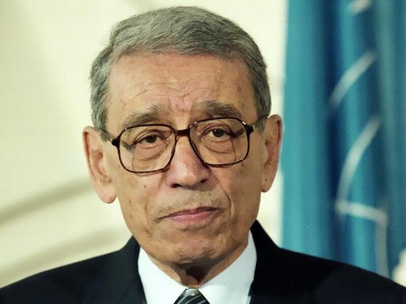 بطرس بطرس غالي:
رحل الدبلوماسي المصري في 16 فبراير/شباط، أول دبلوماسي عربي يشغل منصب الأمين العام للأمم المتحدة عام 1992.