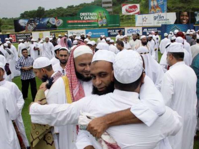 مسلموا باناما يتبادلون التهاني بمناسبة عيد الفطر